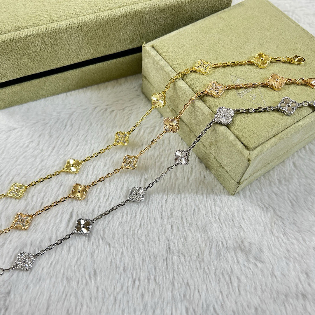 [LUXORA]CLOVER 6 MOTIF DIAMOND LASER BRACELET