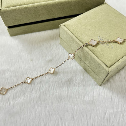 [LUXORA]CLOVER 6 MOTIF WHITE MOP BRACELET
