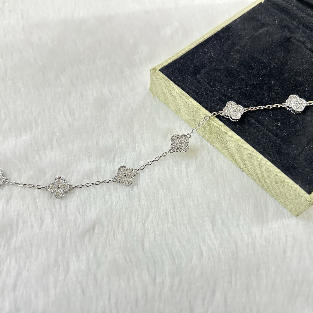 [LUXORA]CLOVER 6 MOTIF DIAMOND BRACELET