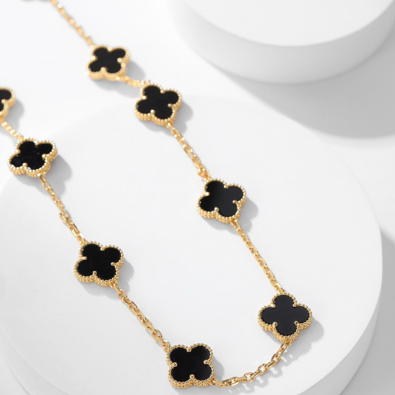 [LUXORA]CLOVER 10 MOTIFS ONYX NECKLACE