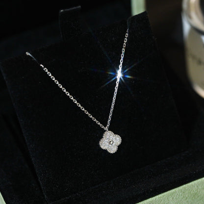 [LUXORA]CLOVER MINI 9.5MM PENDANT DIAMOND NECKLACE