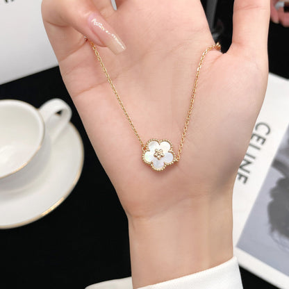 [LUXORA]LUCKY WHITE MOP PLUM BLOSSOM  BRACELET