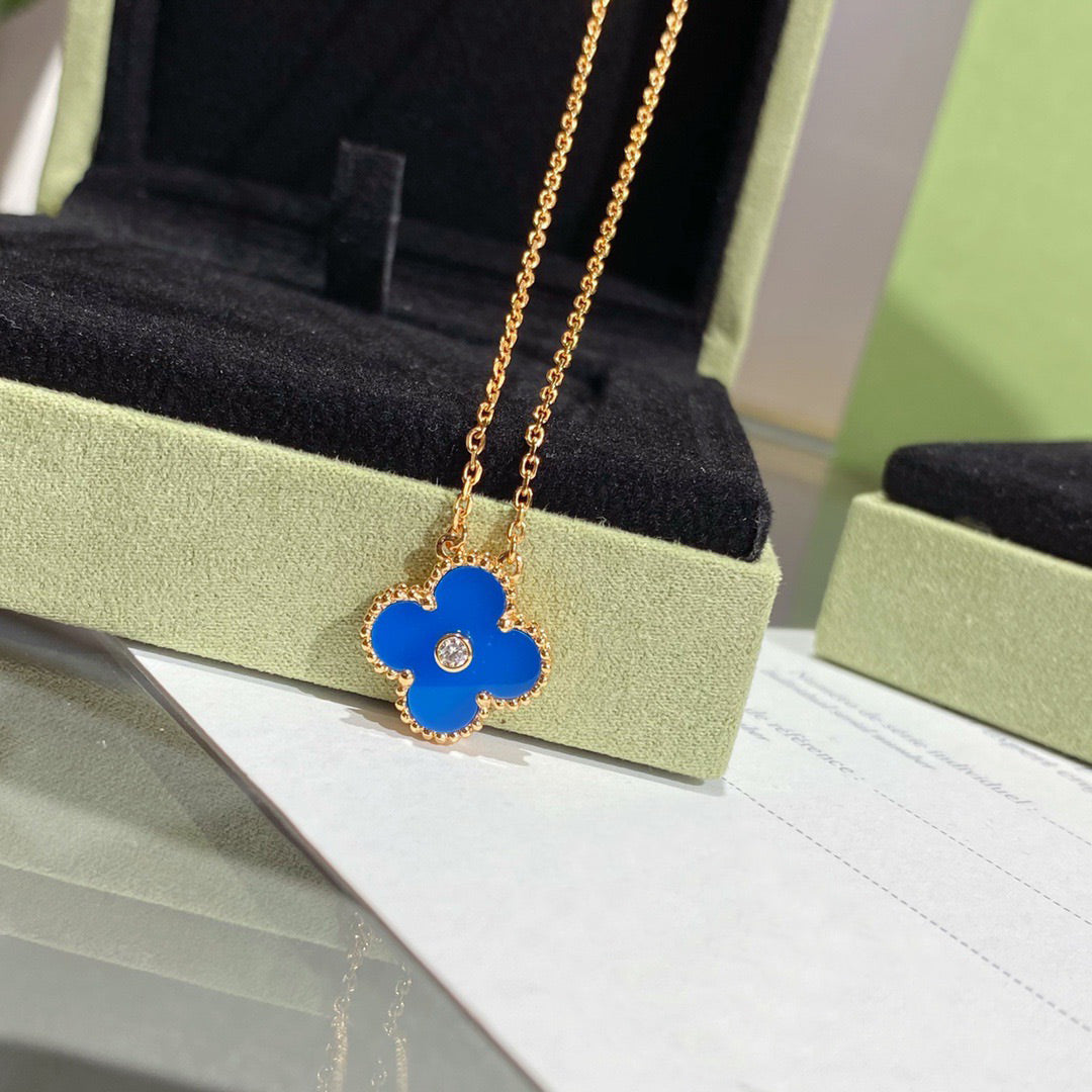 [LUXORA]CLOVER 15MM DIAMOND AND BLUE AGATE NECKLACE