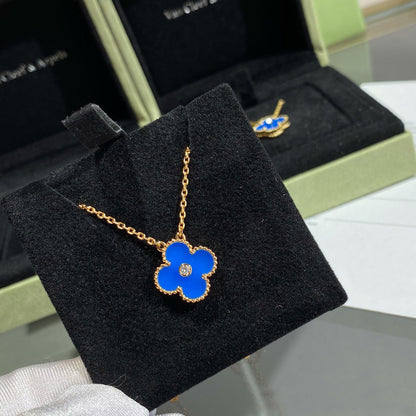 [LUXORA]CLOVER 15MM DIAMOND AND BLUE AGATE NECKLACE