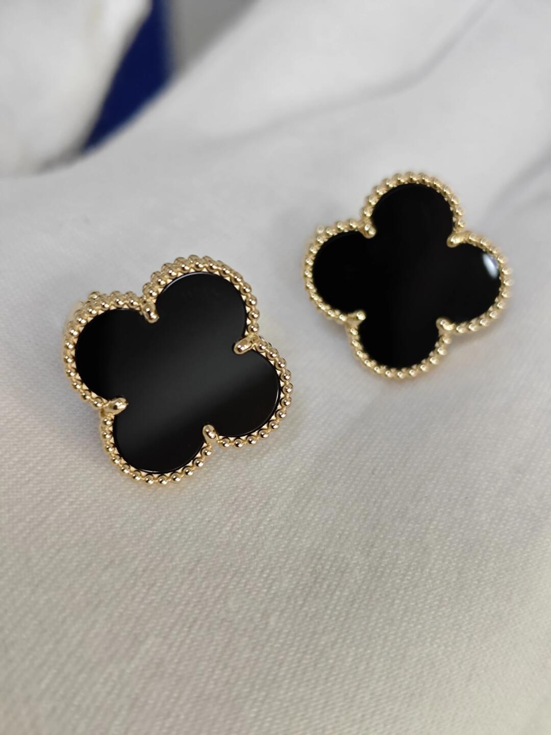 [LUXORA]CLOVER 20MM BLACK MOP EARRINGS