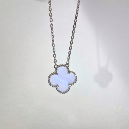 [LUXORA]CLOVER 15MM BLUE CHALCEDONY NECKLACE SILVER