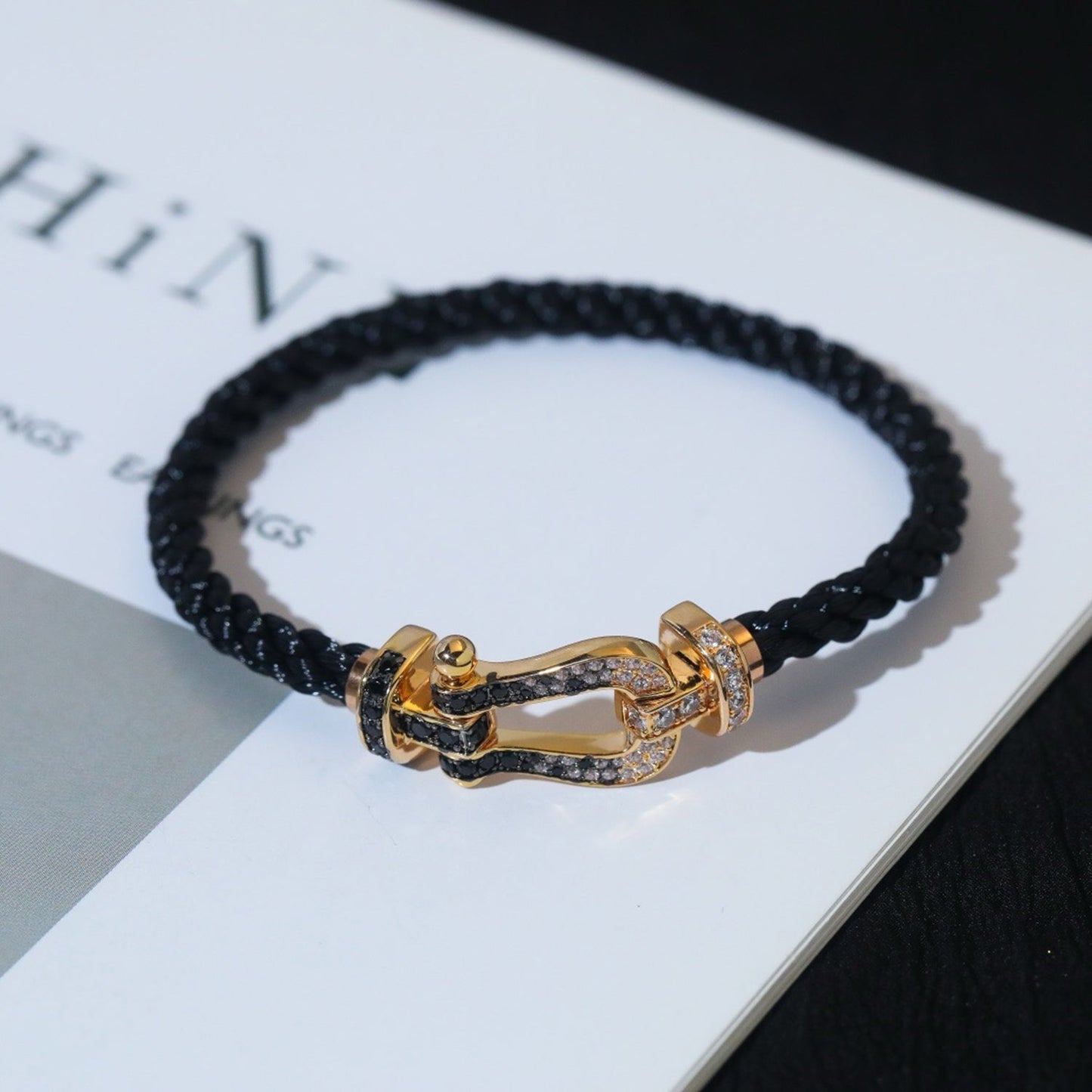 [LUXORA]FORCE LARGE HORSESHOE BLACK WHITE DIAMOND BRACELET SILVER