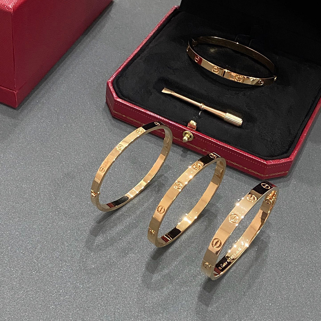 [⭐JeweliWhal]LOVE BRACELET 4.8MM