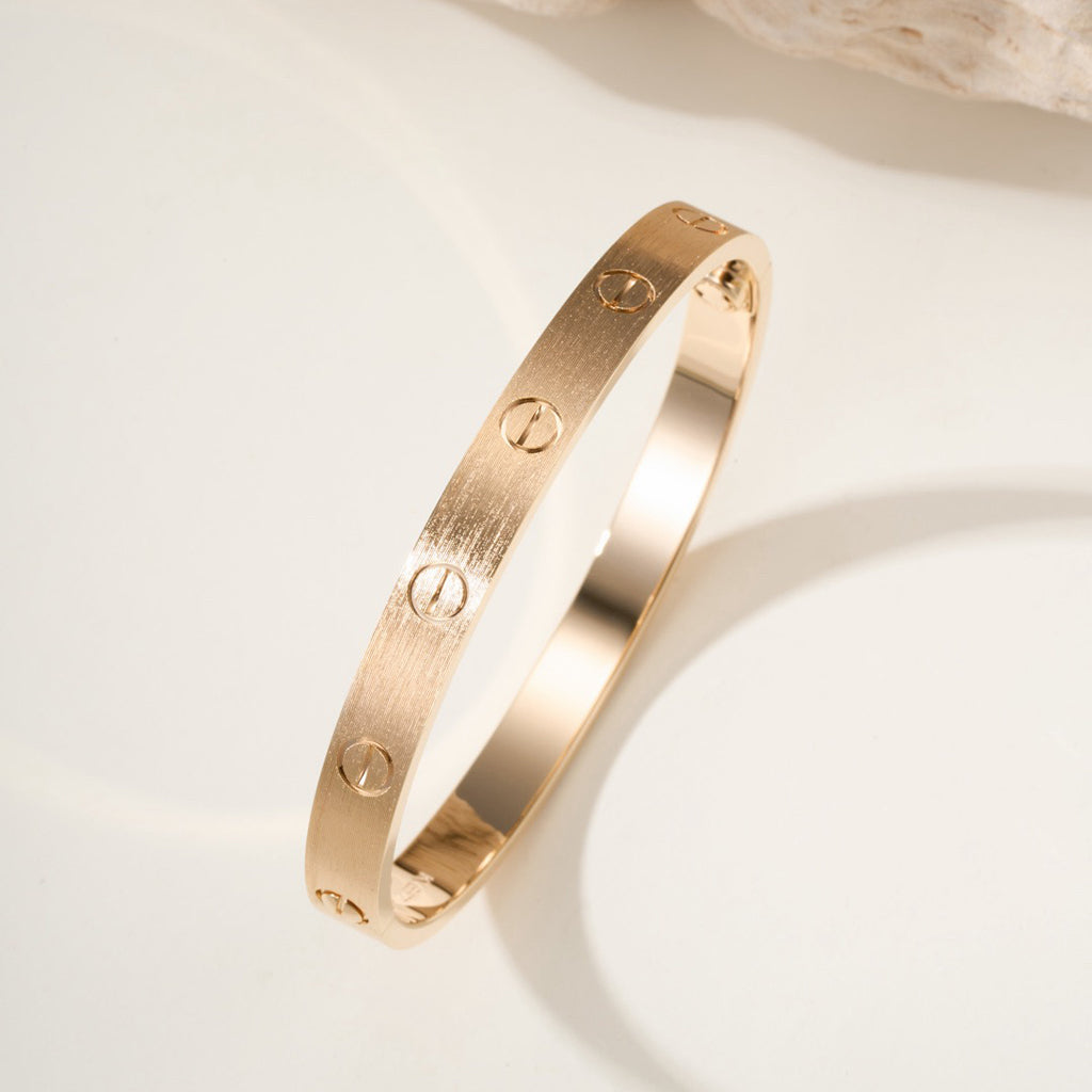 [⭐JeweliWhal]LOVE BRACELET 6.1MM BRUSHED