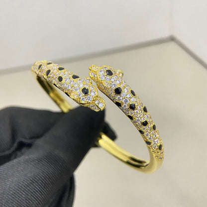[⭐JeweliWhal]PANTHERE DOUBLE HEADED HALF DIAMOND OPEN BRACELET