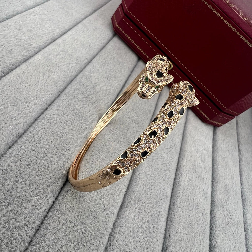 [⭐JeweliWhal]PANTHERE DOUBLE HEADED HALF DIAMOND OPEN BRACELET
