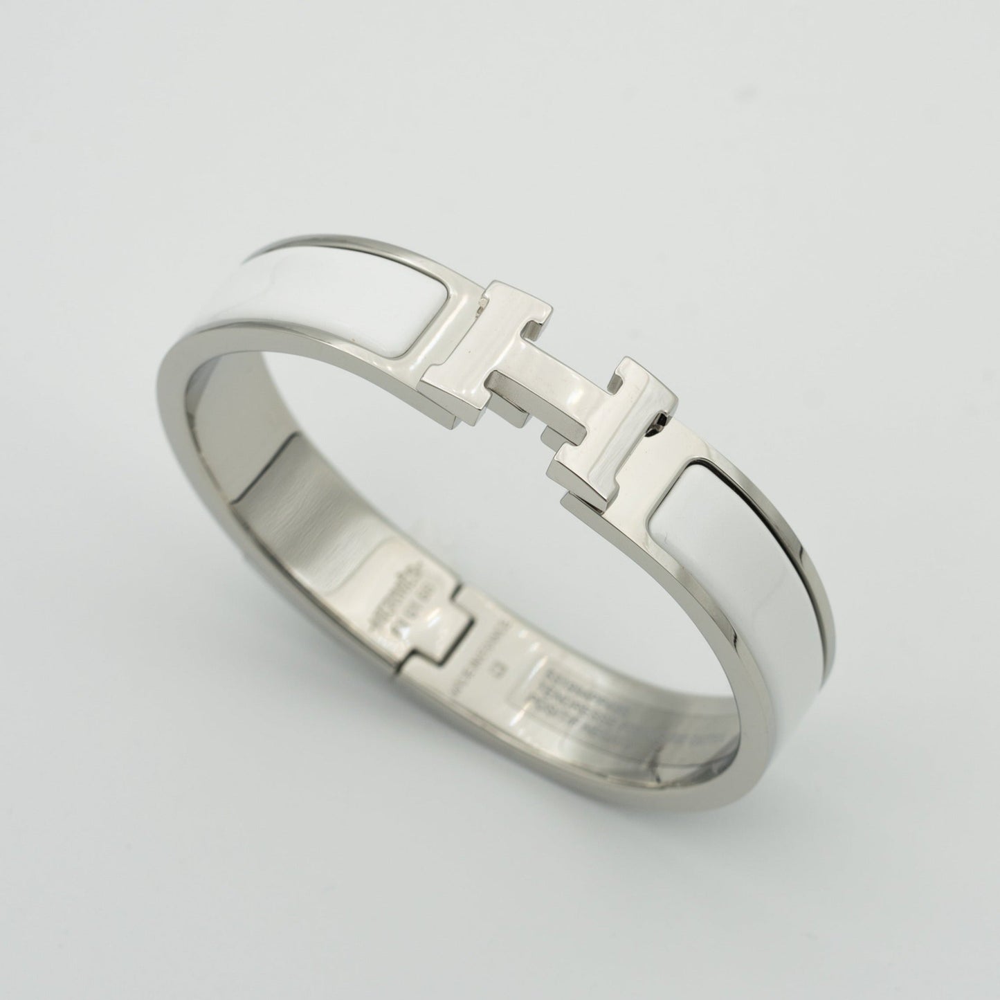 [LUXORA]H WHITE BRACELET
