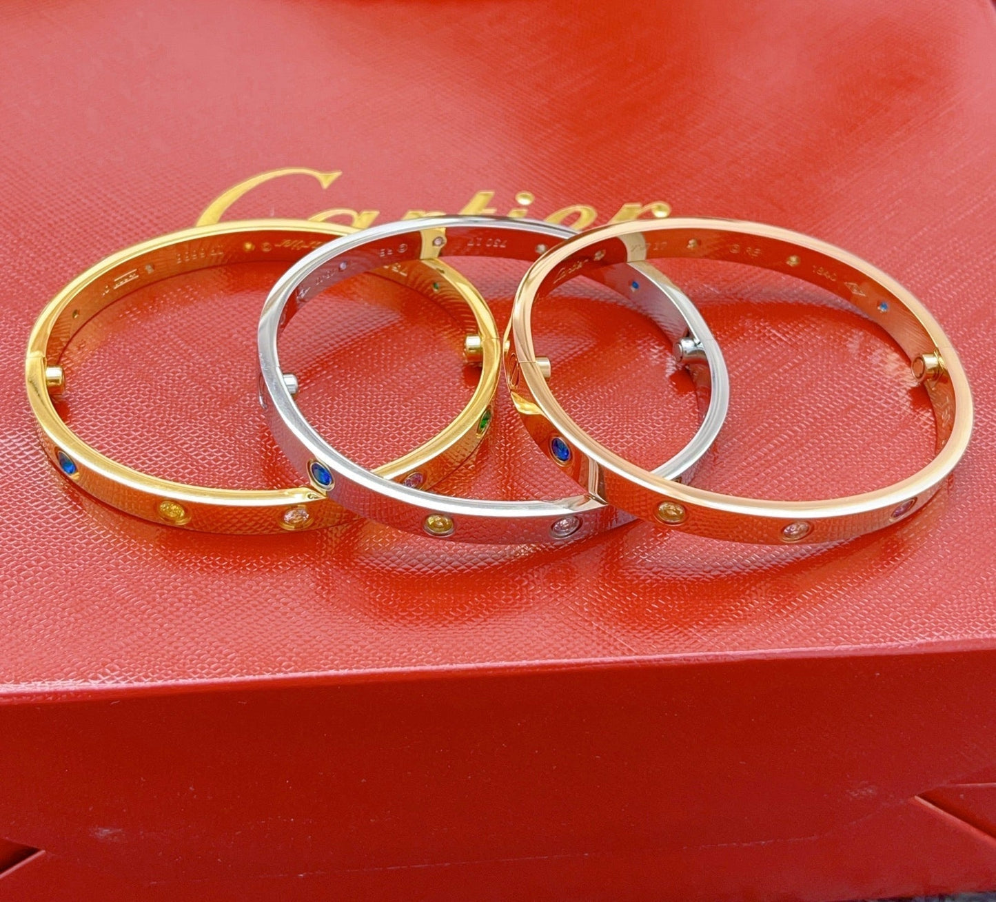[LUXORA] 2026 RAINBOW LOVE BRACELET 6.1MM  10 DIAMONDS
