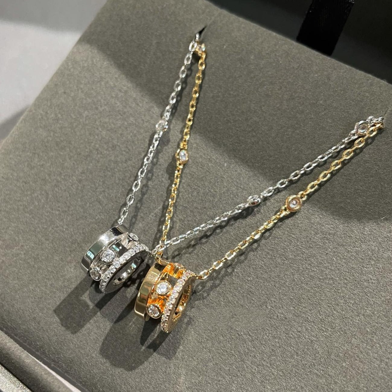 [LUXORA]CHAIN MOVE ROMANE PEDAND NECKLACE