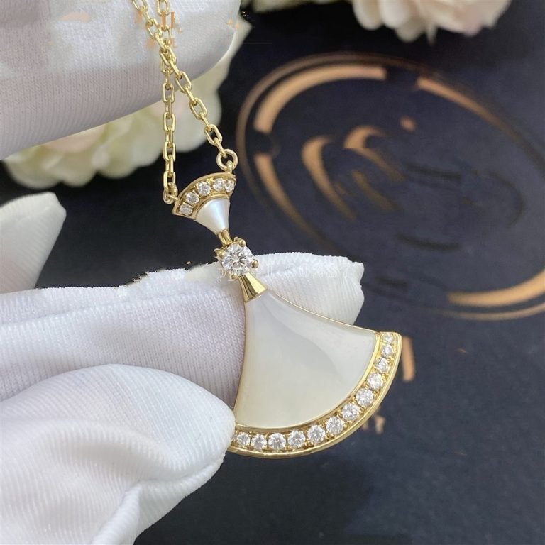 [LUXORA]DREAM NECKLACE MOP GOLD DIAMOND