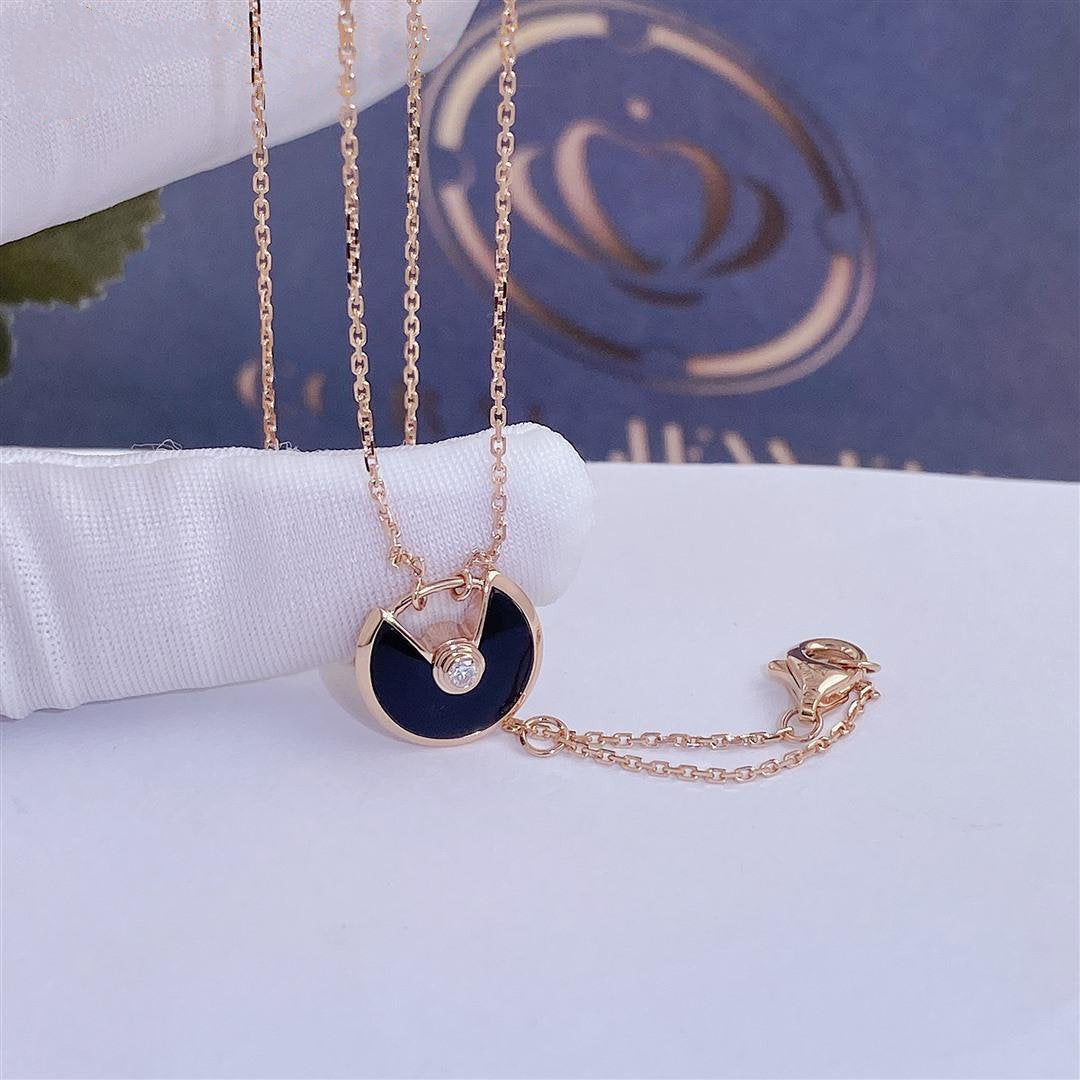 [LUXORA]AMULETTE ROSE GOLD ONYX NECKLACE
