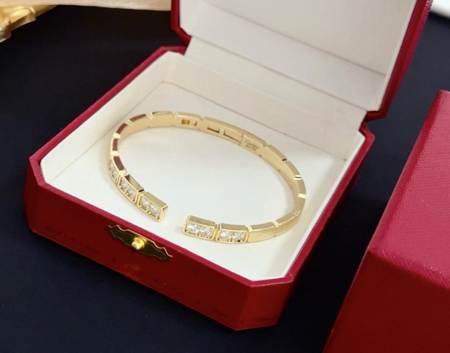 [LUXORA jewelrys]LOVE DIAMOND OPEN  BRACELET