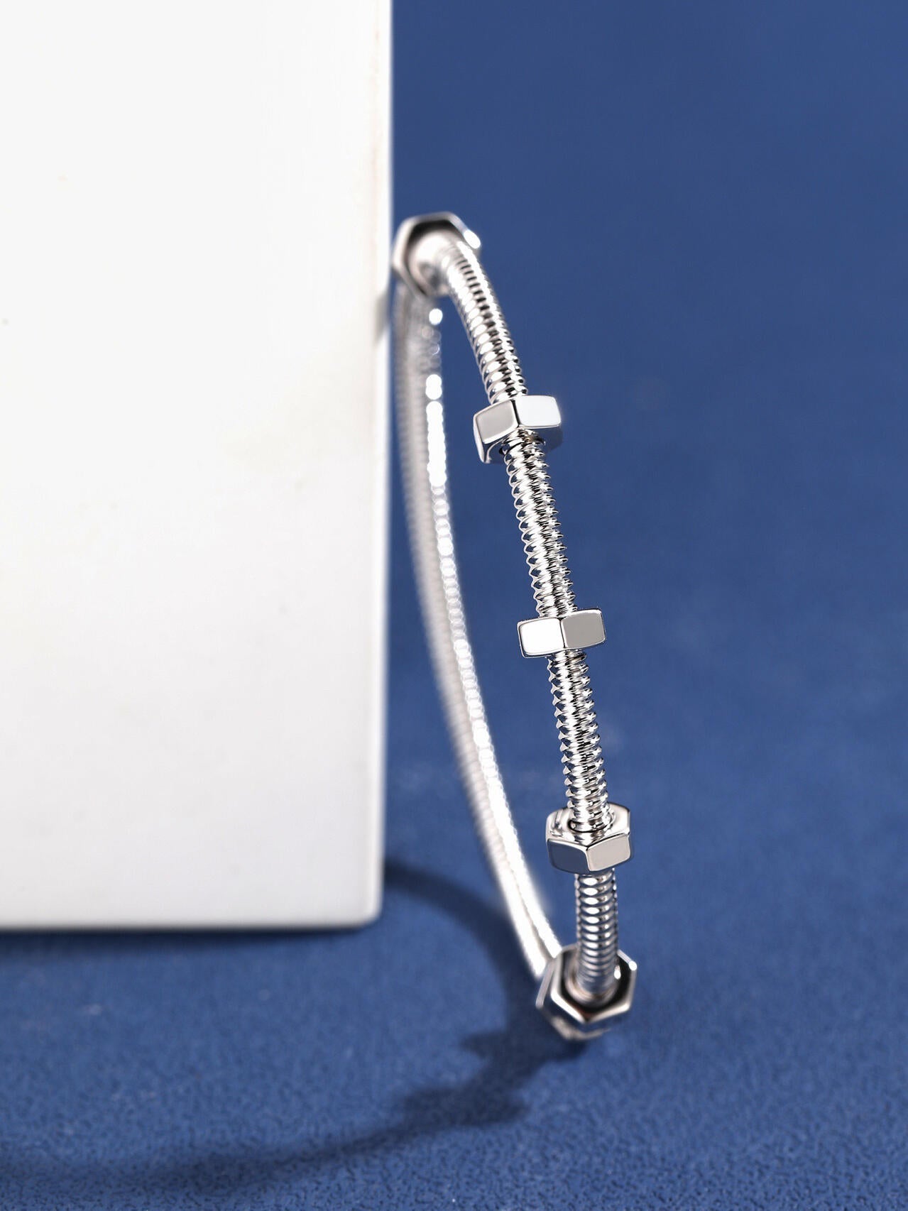 [LUXORA jewelrys]CT THREADED BRACELET