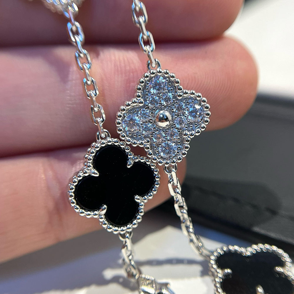 [LUXORA] CLOVER 5 MOTIF ONYXS BRACELET COLLECTION