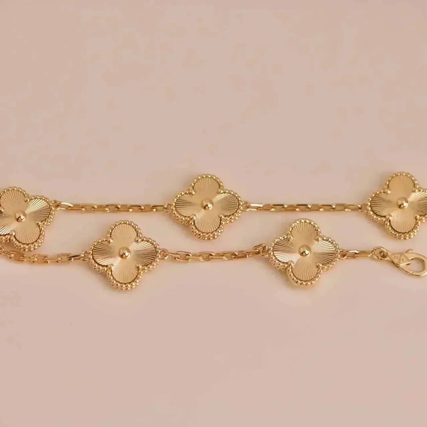 [LUXORA] CLOVER 5 MOTIF LASER BRACELET COLLECTION
