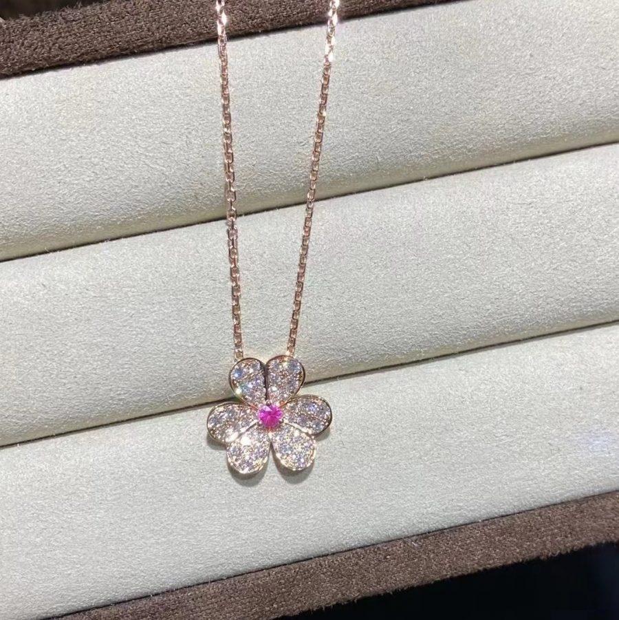 [LUXORA]FRIVOLE ROSE GOLD FLOWER DIAMOND NECKLACE