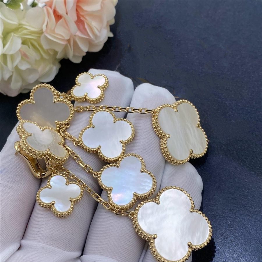 [LUXORA]CLOVER EARRINGS WHITE MOP 4 MOTIFS GOLD