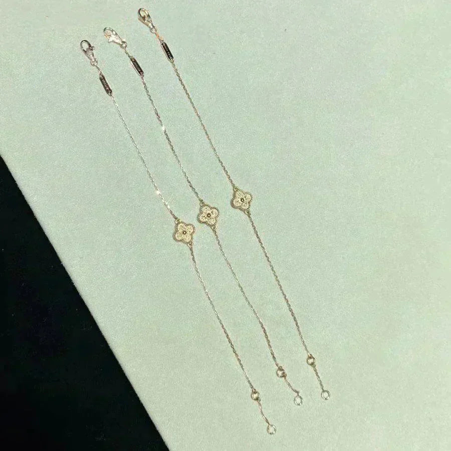 [LUXORA]CLOVER SINGLE FLOWER BRACELET