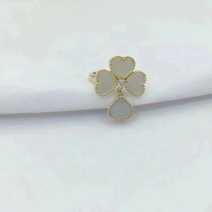 [LUXORA]SWEET CLOVER WHITE MOP RING