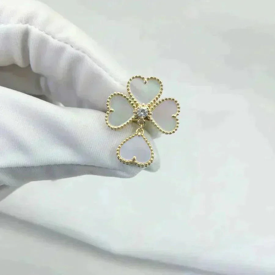[LUXORA]SWEET CLOVER WHITE MOP RING