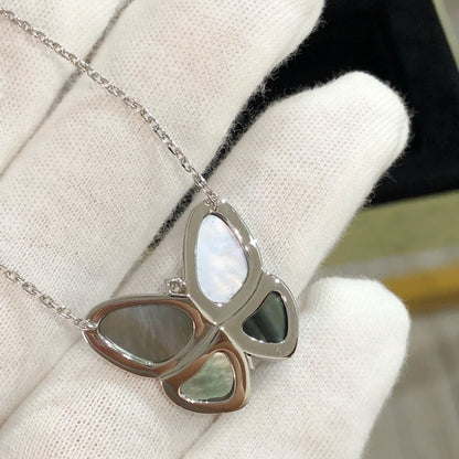 [LUXORA]LARGE BUTTERFLY SILVER PENDANT DIAMOND NECKLACE