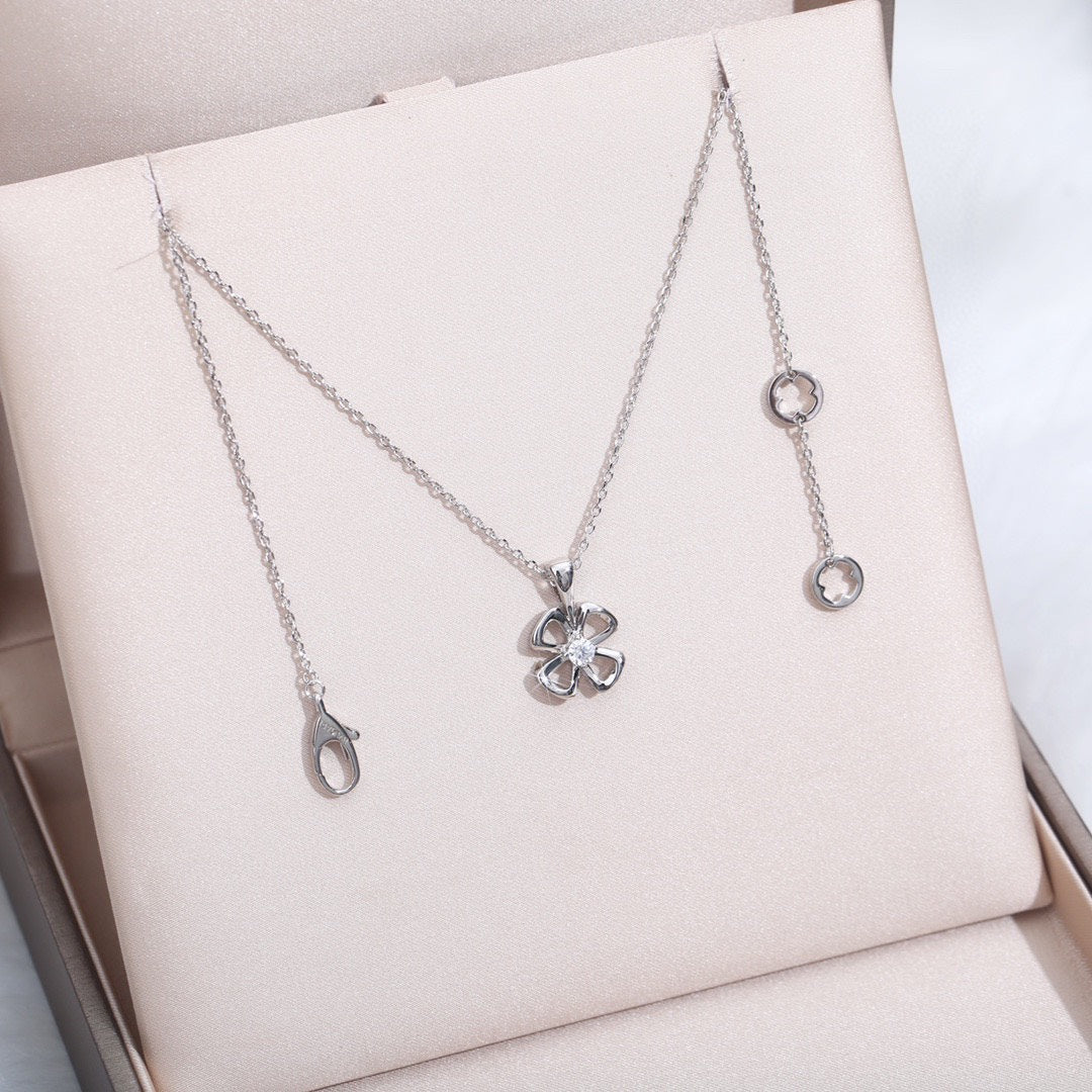 [LUXORA]FIOREVER NECKLACE DIAMOND CENTER