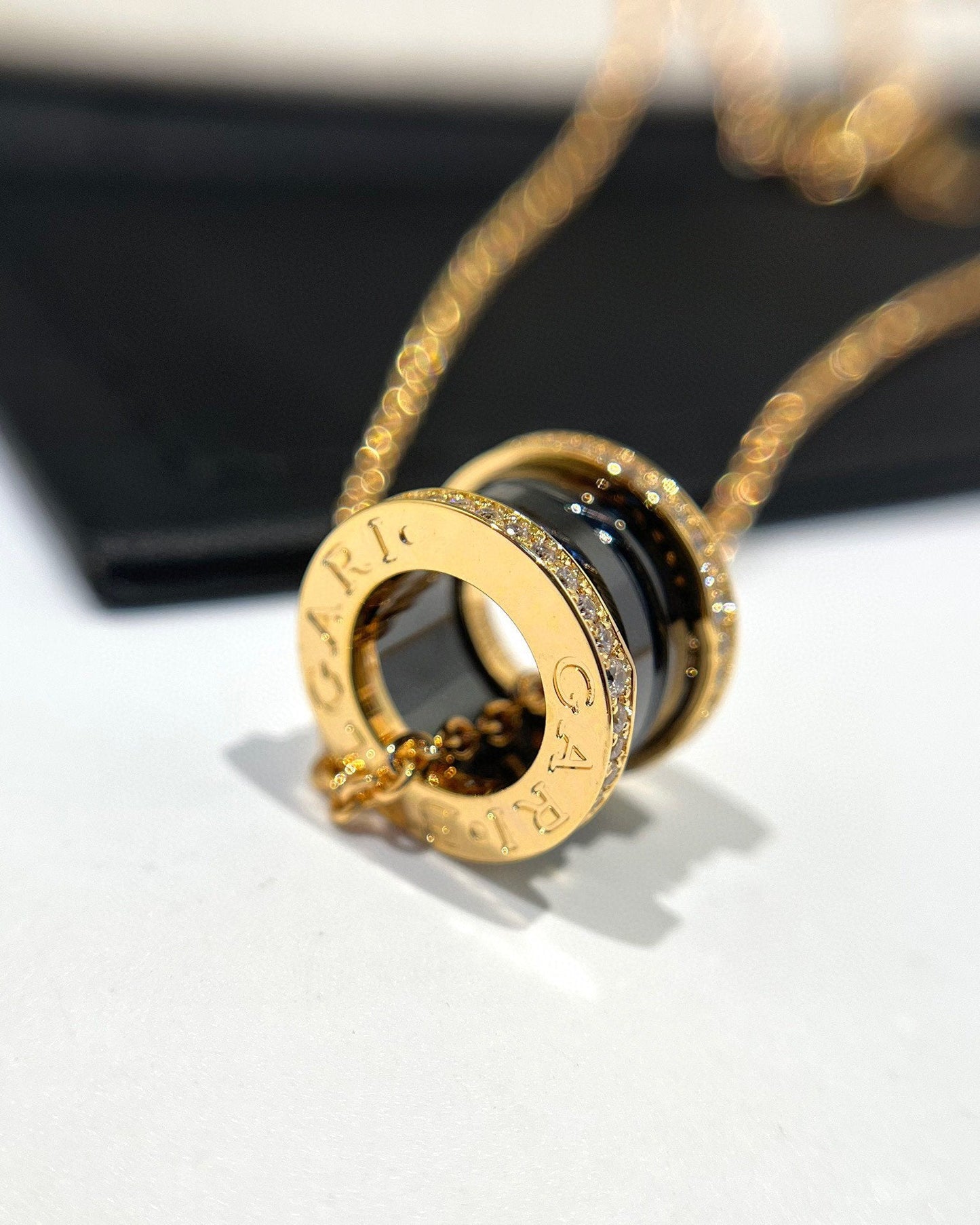 [LUXORA]ZERO 1 BLACK CERAMIC DIAMOND PINK GOLD NECKLACE