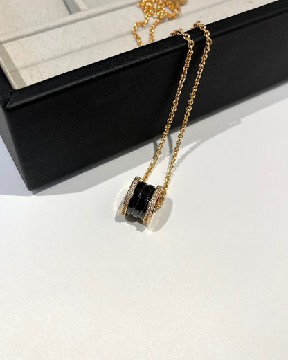 [LUXORA]ZERO 1 BLACK CERAMIC DIAMOND PINK GOLD NECKLACE